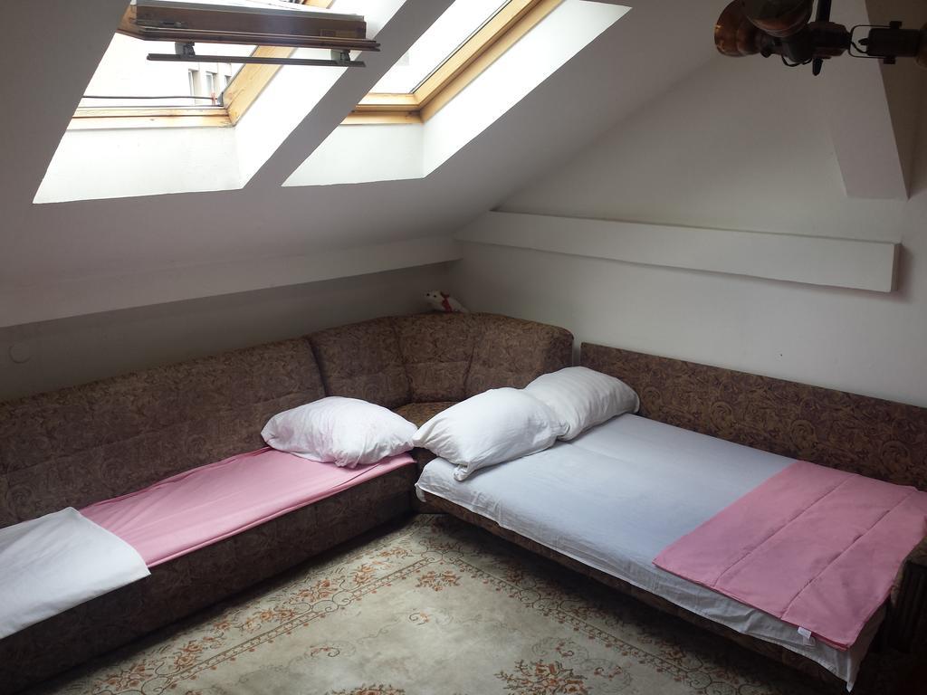 Apartment Nejra Saraybosna Oda fotoğraf